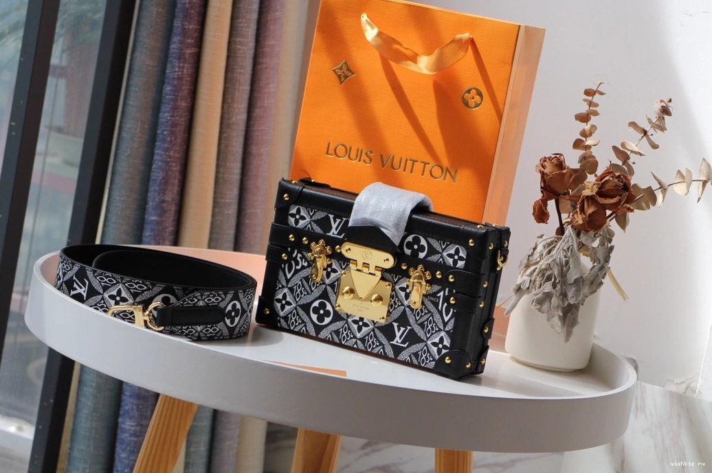 WIS 1854 PETITE MALLE VUITTON LOUIS SINCE 0726